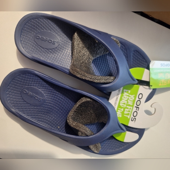 OOFOS Original Recovery Sandals in blu Moisture & Bacteria Resistant M9 W11- New - Picture 5 of 5